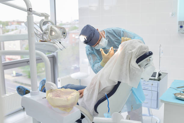 Best Emergency Tooth Extraction in Canutillo, TX